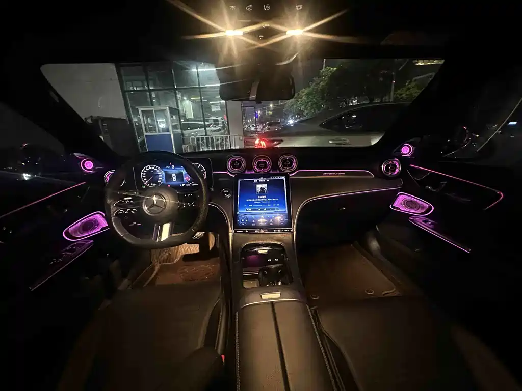 Mercedes-Benz C-Class — миниатюра 10