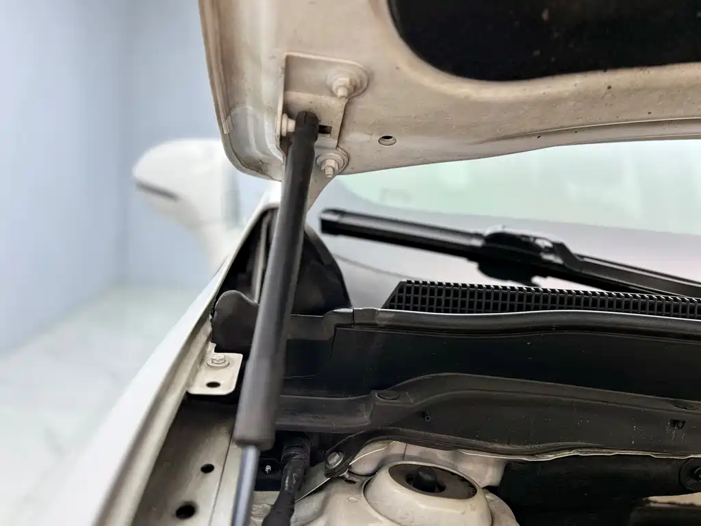 Buick Envision Plus — миниатюра 27