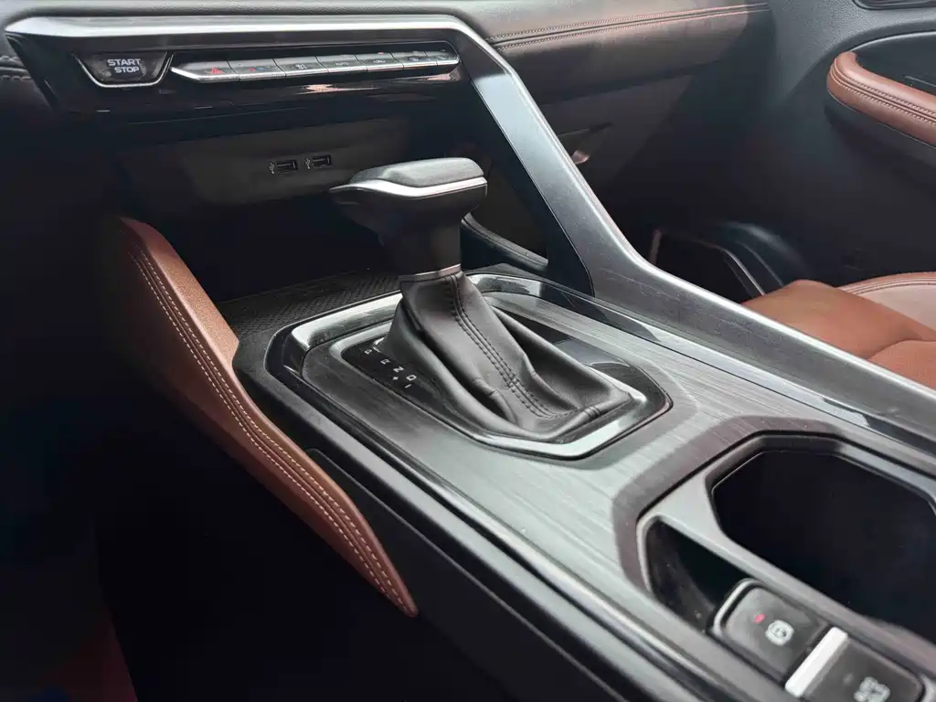 Geely Vision X6 — миниатюра 13