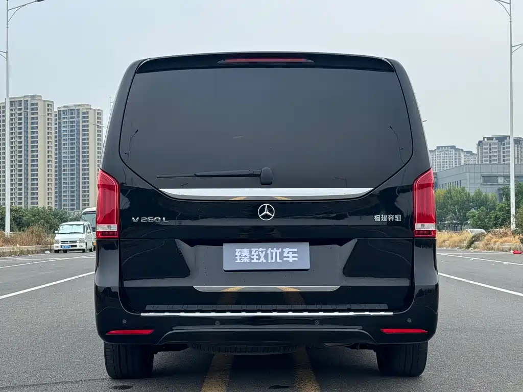 Mercedes-Benz V-Class — миниатюра 9