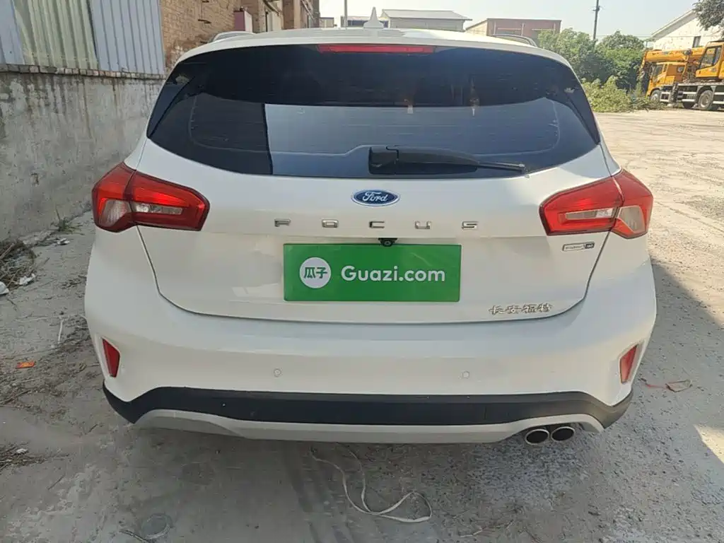 Ford Focus Active — миниатюра 6