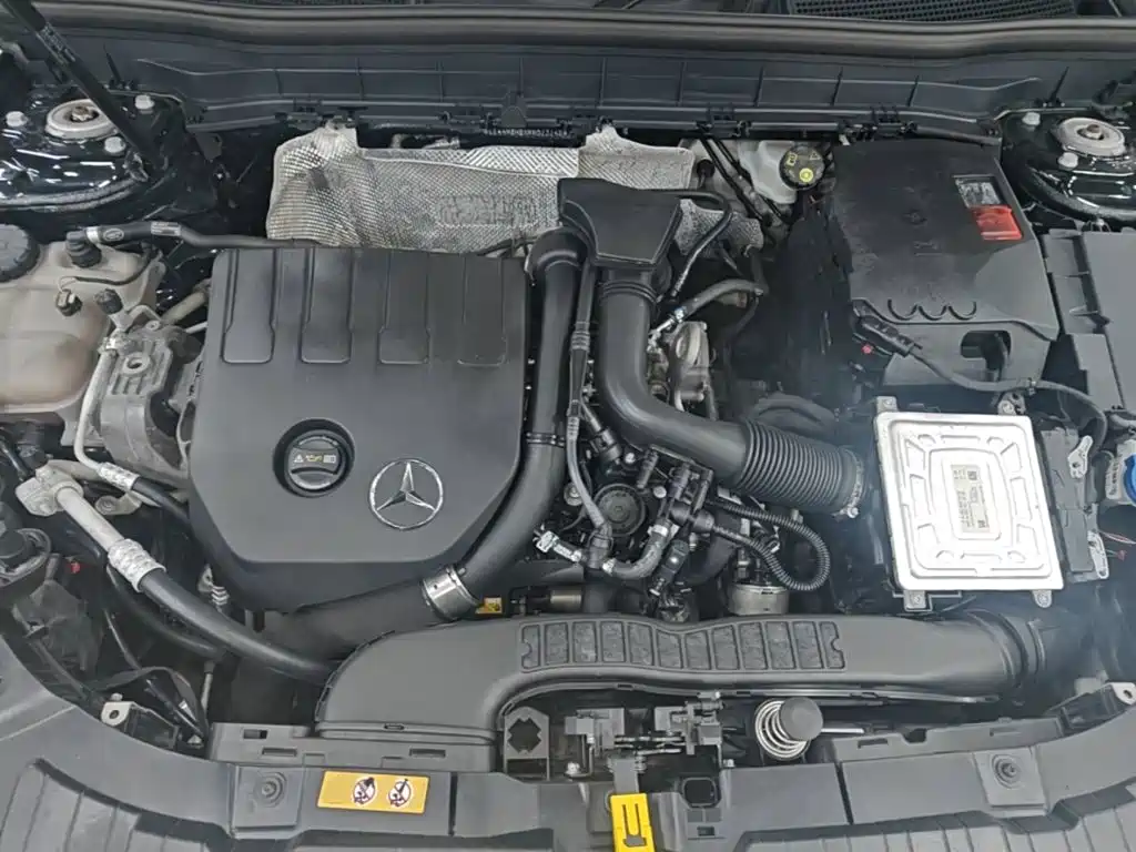 Mercedes-Benz GLB — миниатюра 20