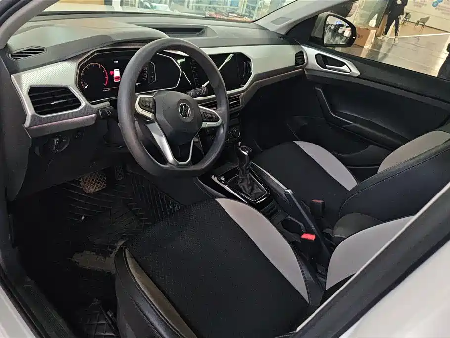 VOLKSWAGEN EXPLORING THE SHADOW