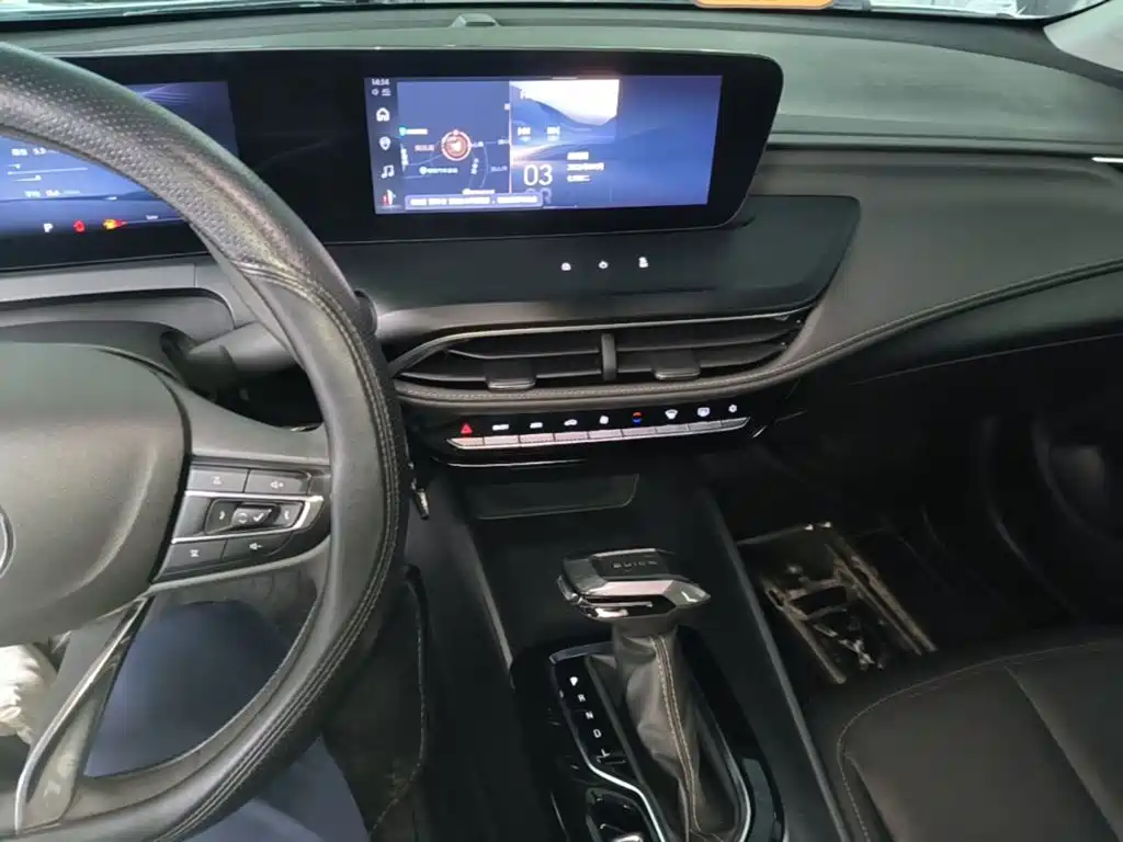 Buick Verano — миниатюра 10