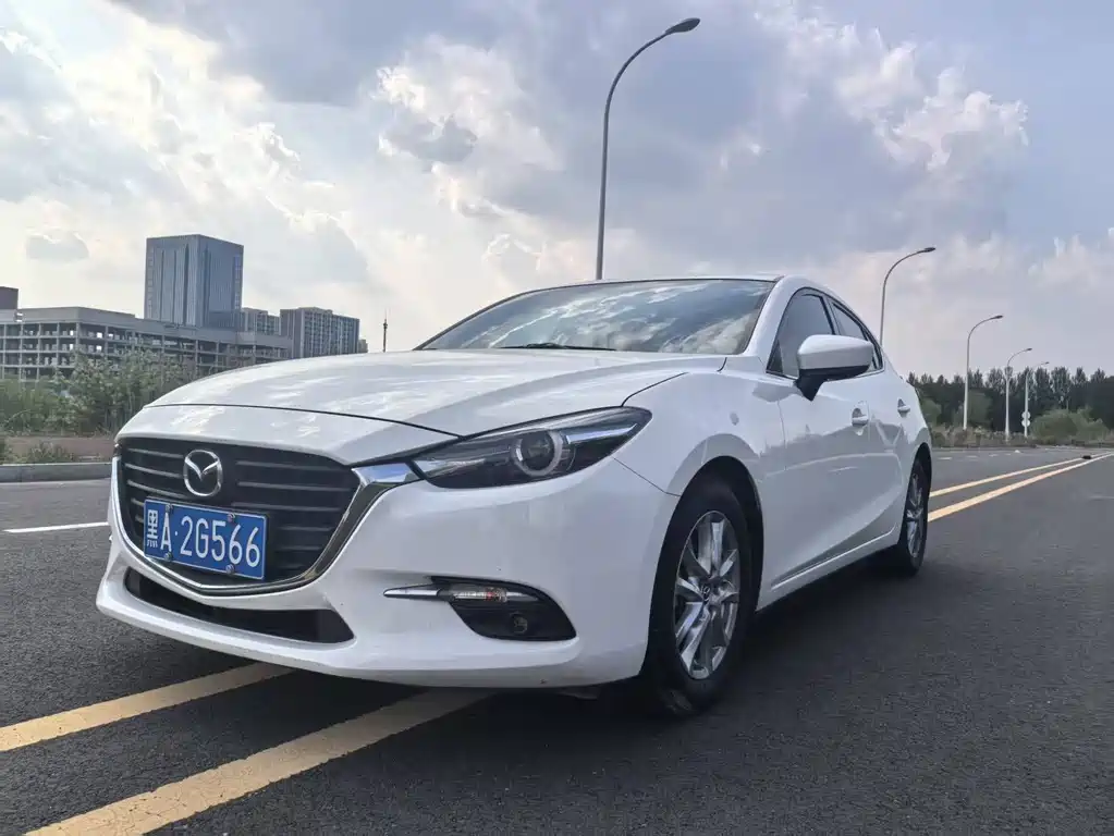Mazda 3 Axela 2018