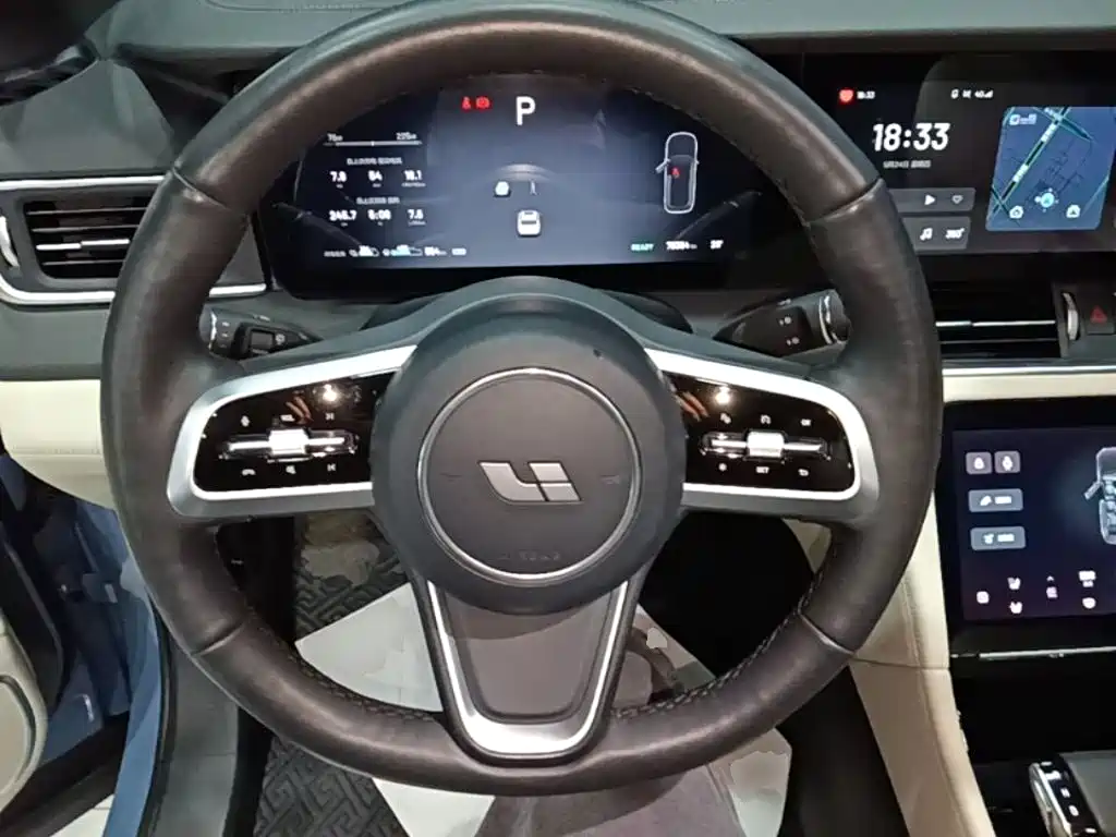 Li Auto Li ONE — миниатюра 11
