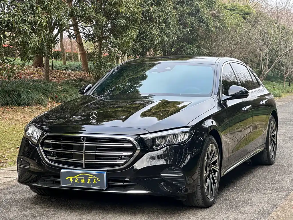 Mercedes-Benz E-Class 2025