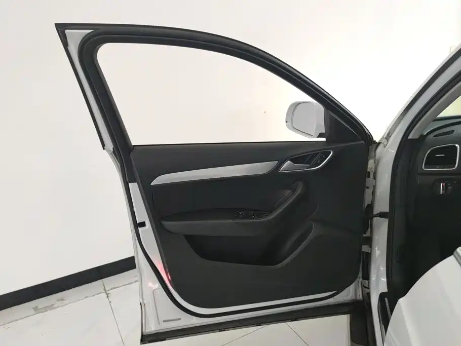 Audi Q3 — миниатюра 7
