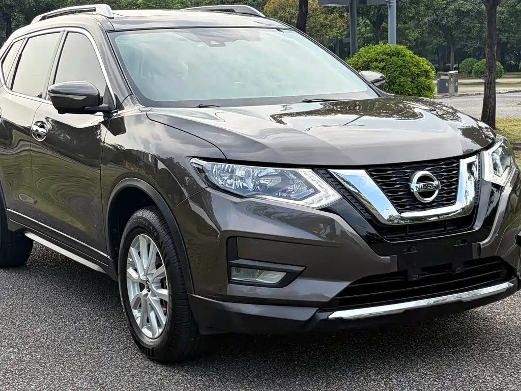 Nissan X-Trail — миниатюра 3