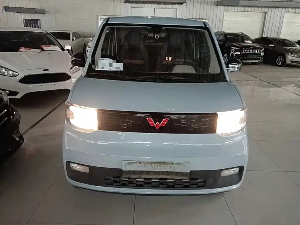 Wuling MINIEV — миниатюра 3