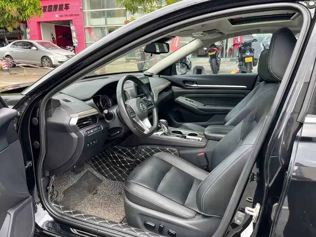 Nissan Teana — миниатюра 7