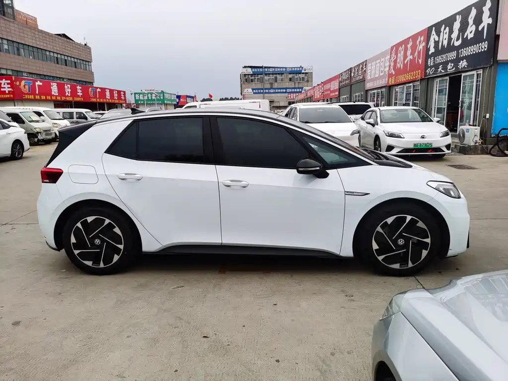 Volkswagen ID.3 — миниатюра 5