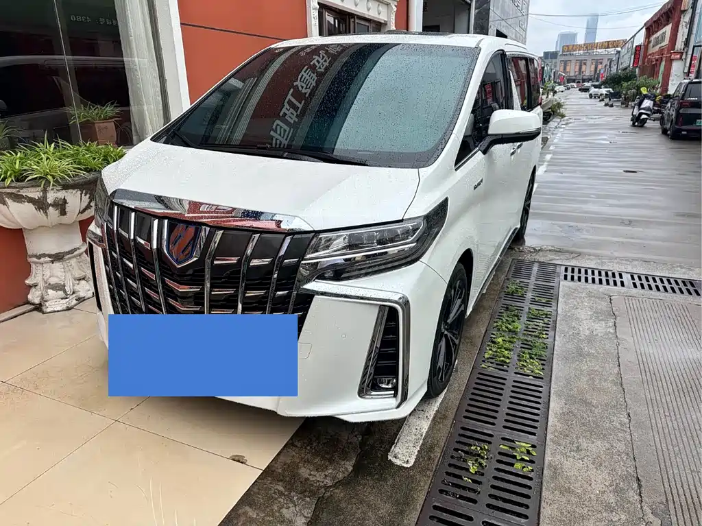 Toyota Alphard 2022