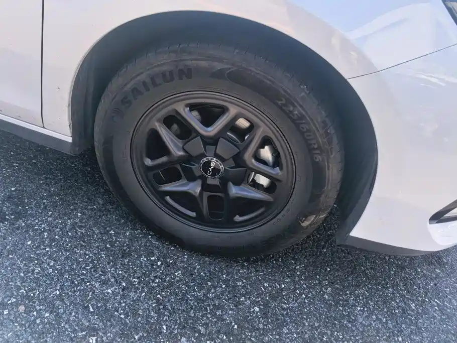 BYD Seal 05 DM-i — миниатюра 6