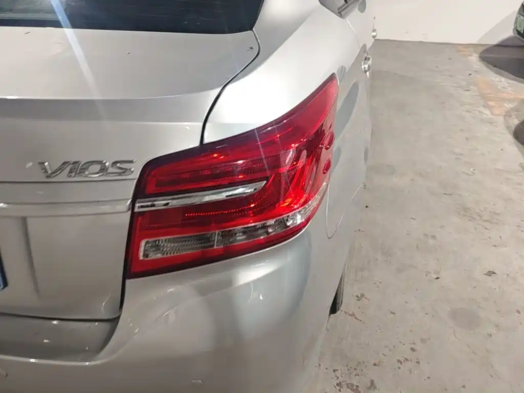 Toyota Vios — миниатюра 8