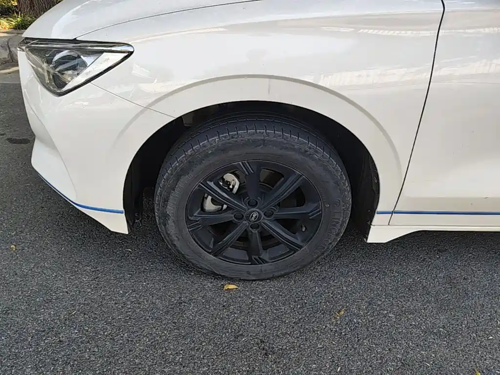 BYD e3 — миниатюра 23