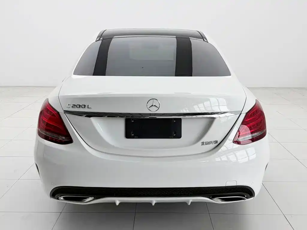 Mercedes-Benz C-Class — миниатюра 8