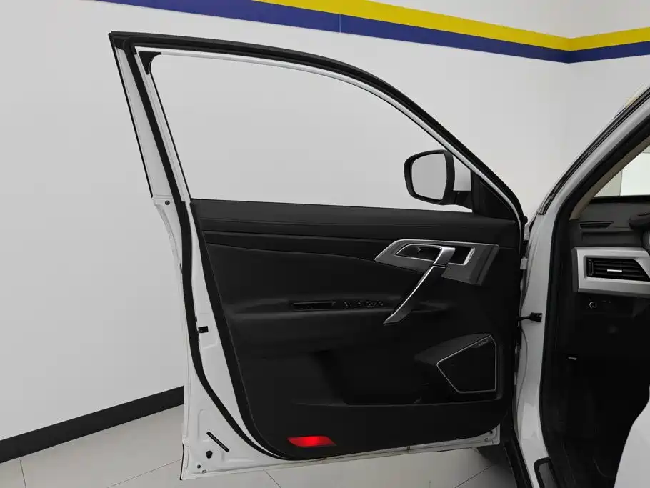 Geely Boyue — миниатюра 7