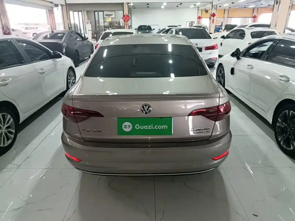 Volkswagen Sagitar — миниатюра 6