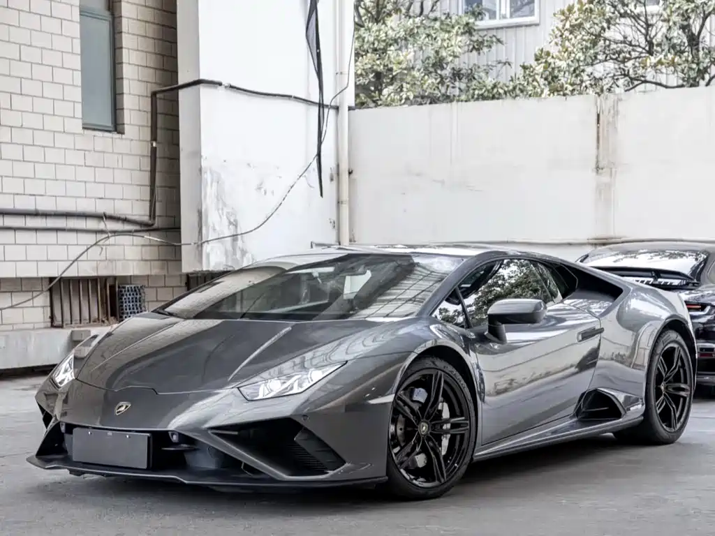 Lamborghini Huracán 2021