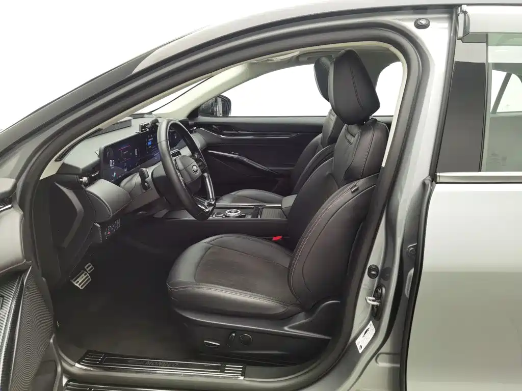 Ford Mondeo — миниатюра 10