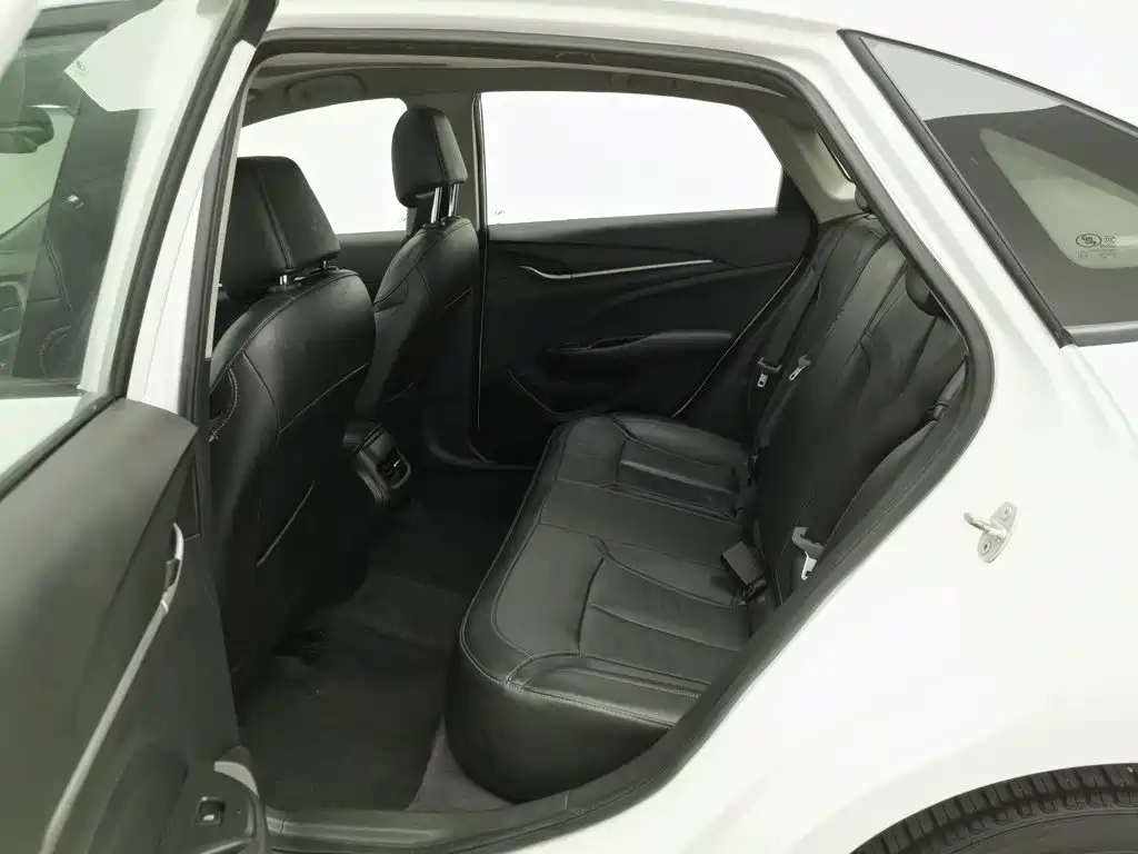 Buick Excelle — миниатюра 15