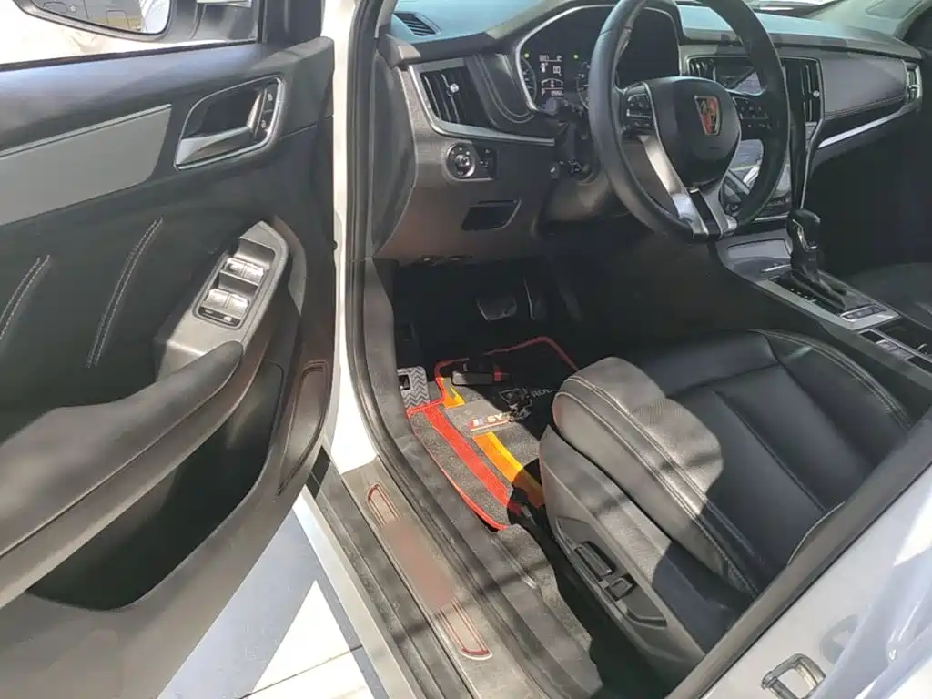 Roewe RX5 — миниатюра 16