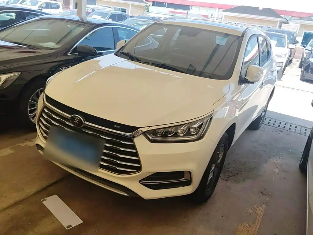 BYD Song — миниатюра 2
