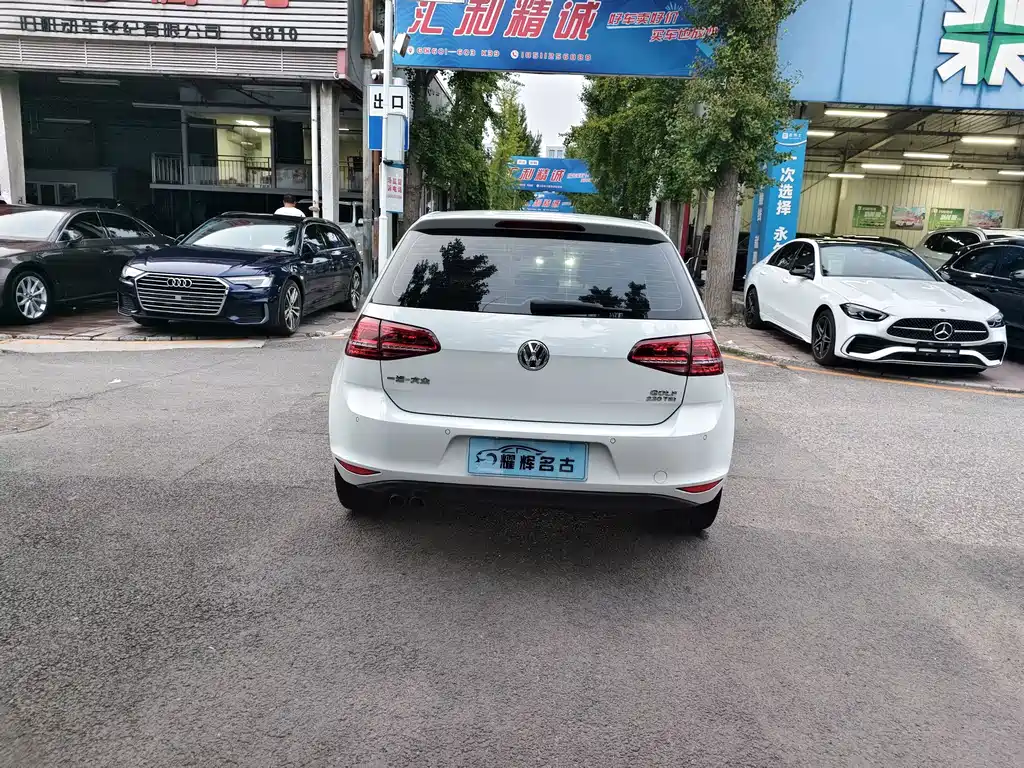 Volkswagen Golf — миниатюра 6