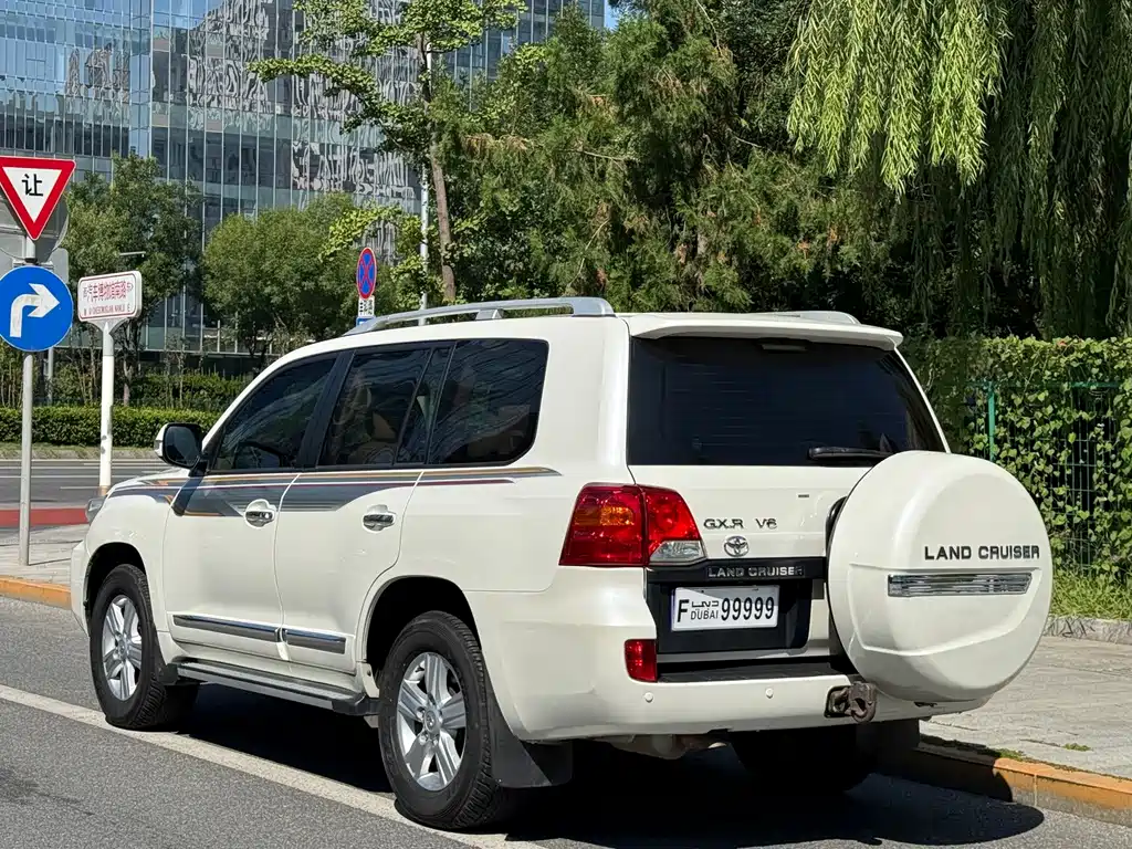 Toyota Land Cruiser — миниатюра 5