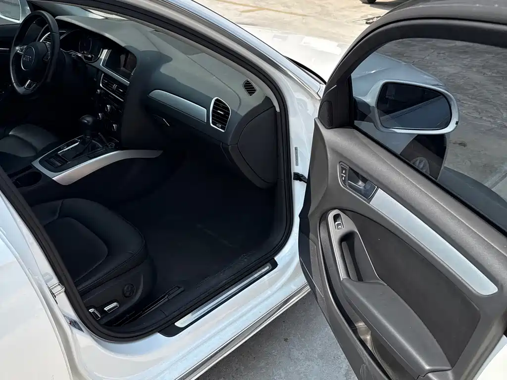 Audi A4L — миниатюра 10