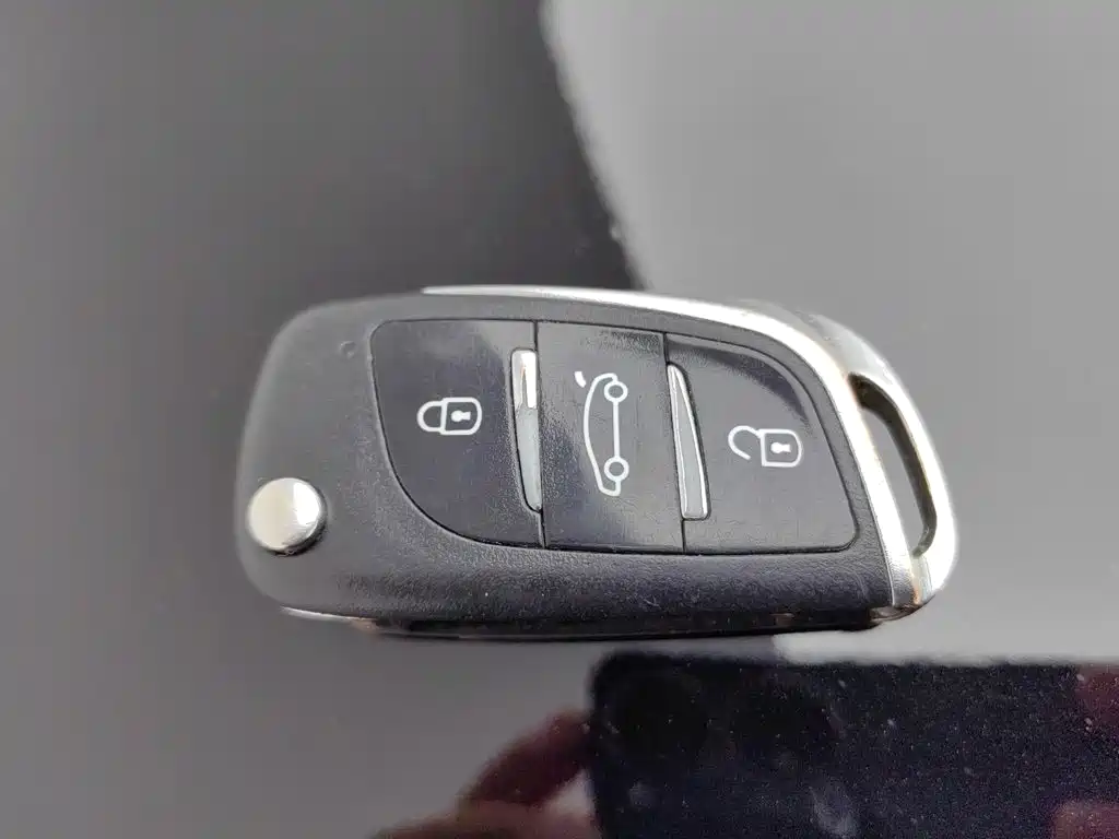 Buick Excelle — миниатюра 19