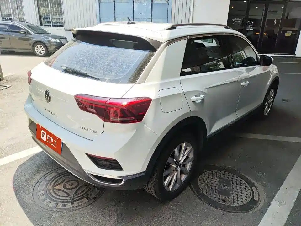 Volkswagen T-Roc — миниатюра 5