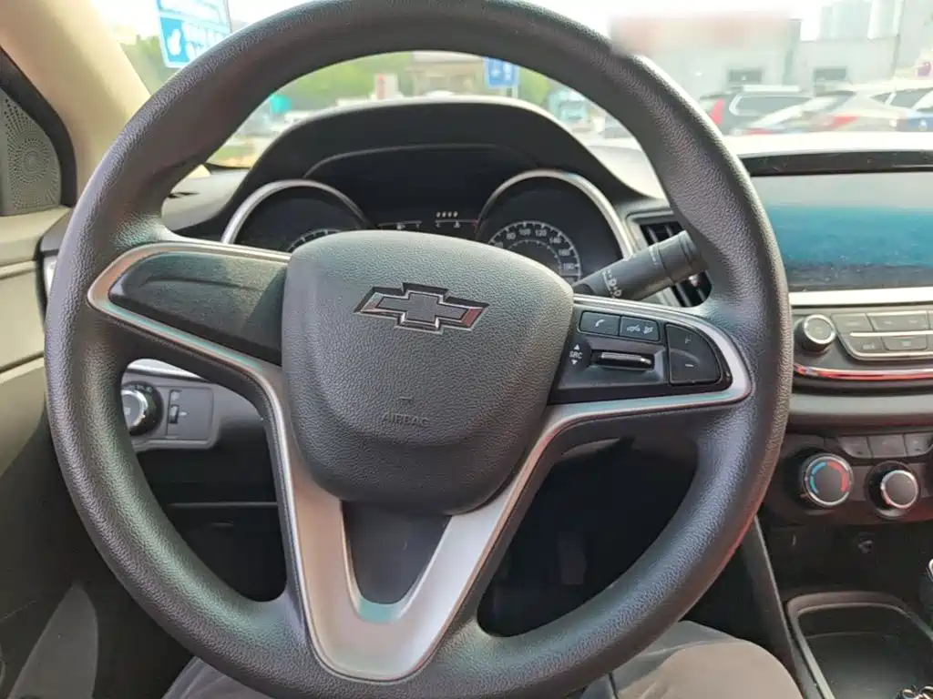 Chevrolet Monza — миниатюра 11