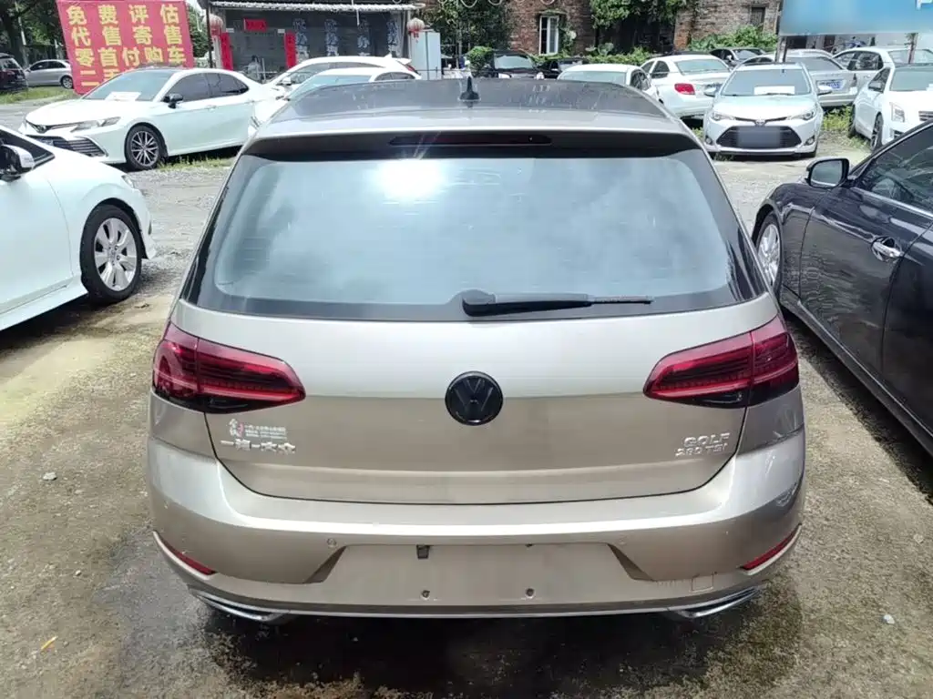 Volkswagen Golf — миниатюра 6