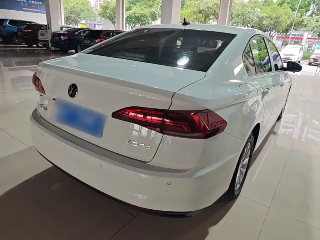 Volkswagen Bora — миниатюра 7
