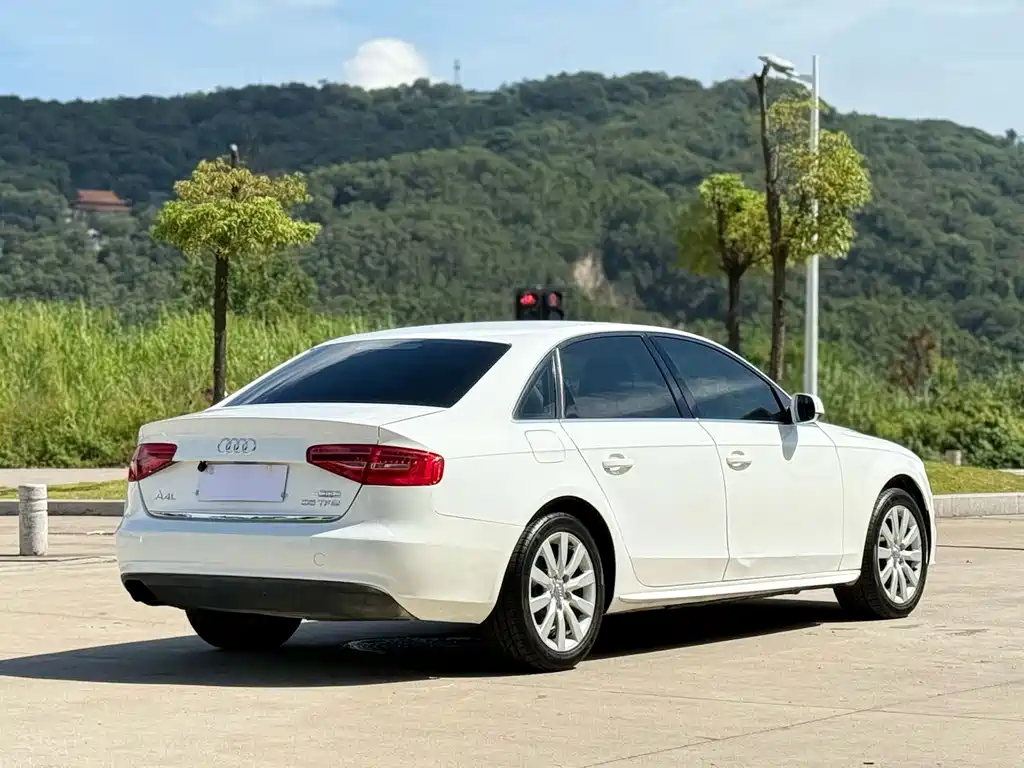 Audi A4L — миниатюра 6