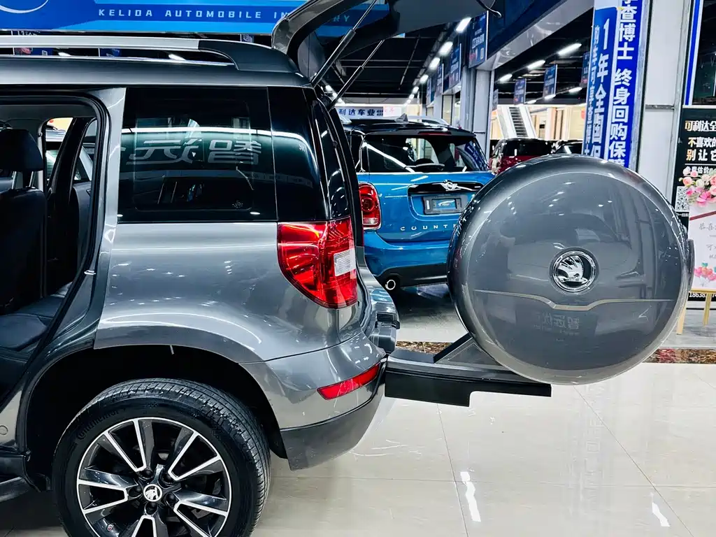Skoda Yeti 1.8TSI DSG Wild Drive Edition, фото 35