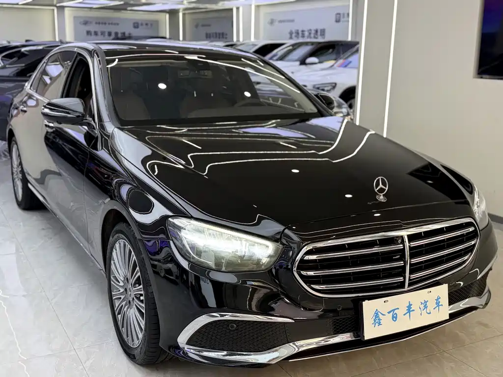 Mercedes-Benz E-Class — миниатюра 3