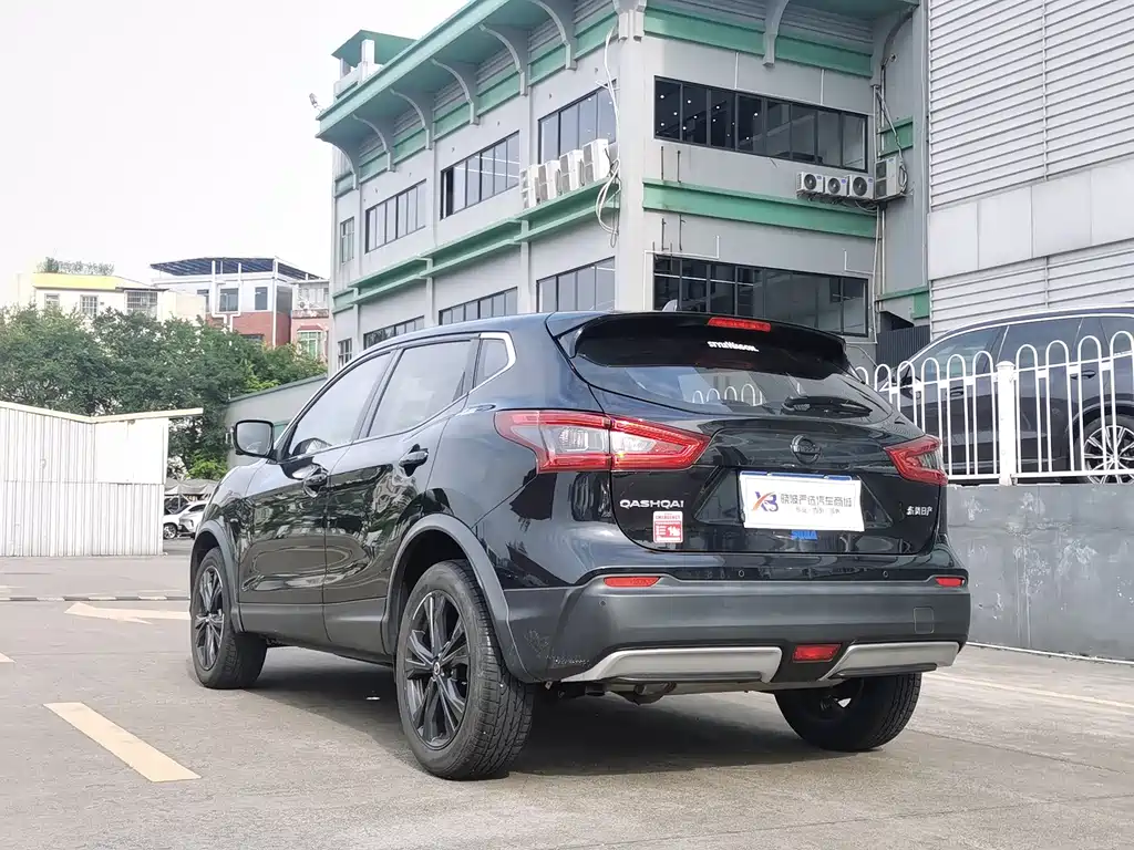 Nissan Qashqai 2021 2.0L CVT Luxury