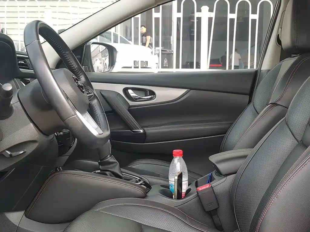 Nissan Qashqai 2021 2.0L CVT Luxury