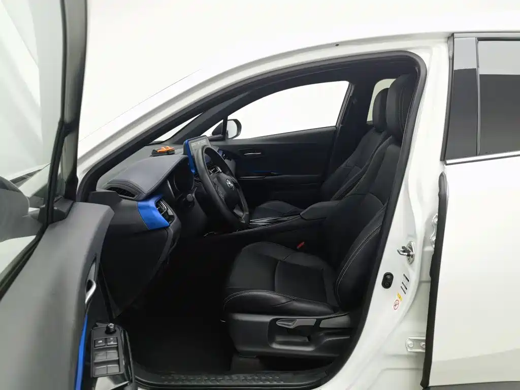 Toyota C-HR — миниатюра 10