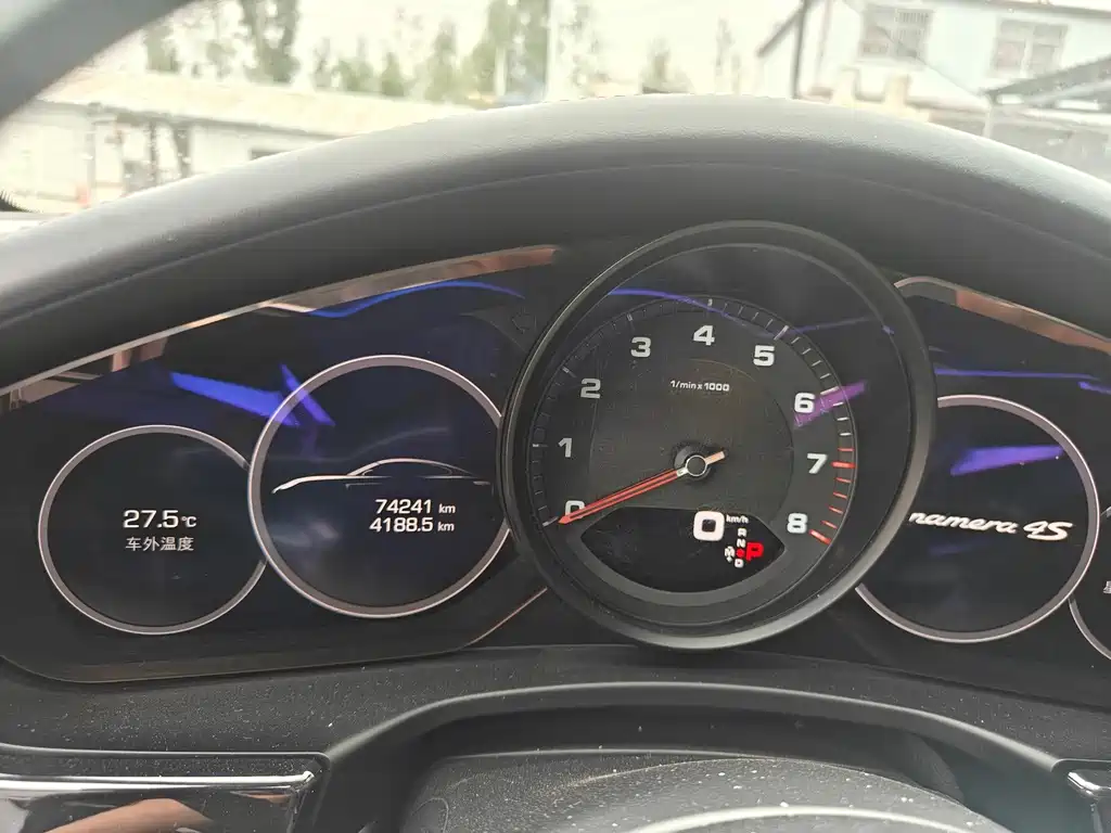 Porsche Panamera — миниатюра 6