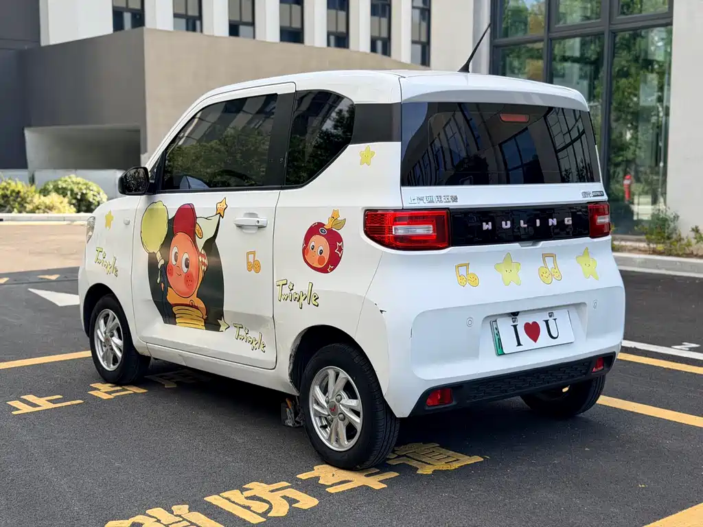 Wuling MINIEV — миниатюра 7