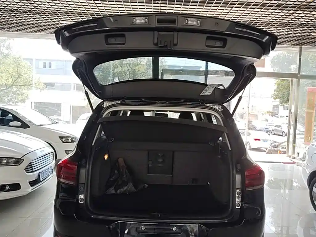 Volkswagen Tiguan — миниатюра 19