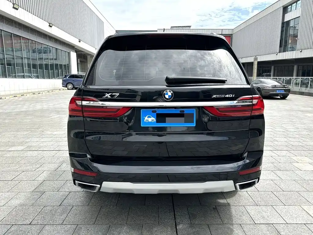 BMW X7 — миниатюра 8