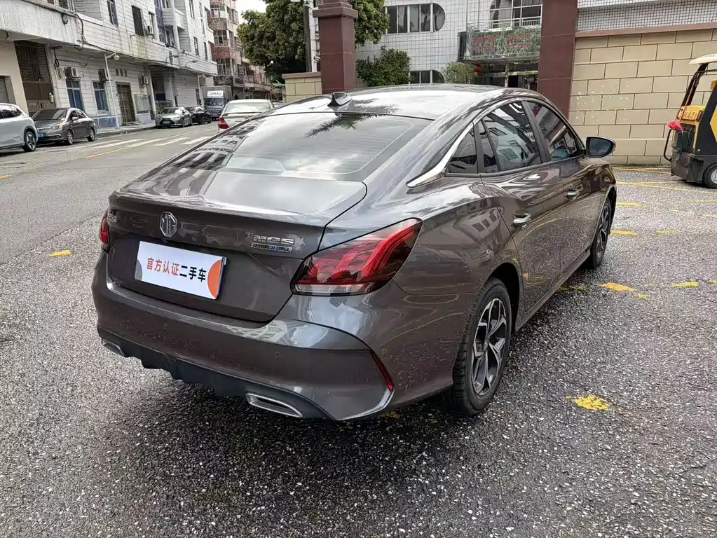 MG MG5 — миниатюра 5