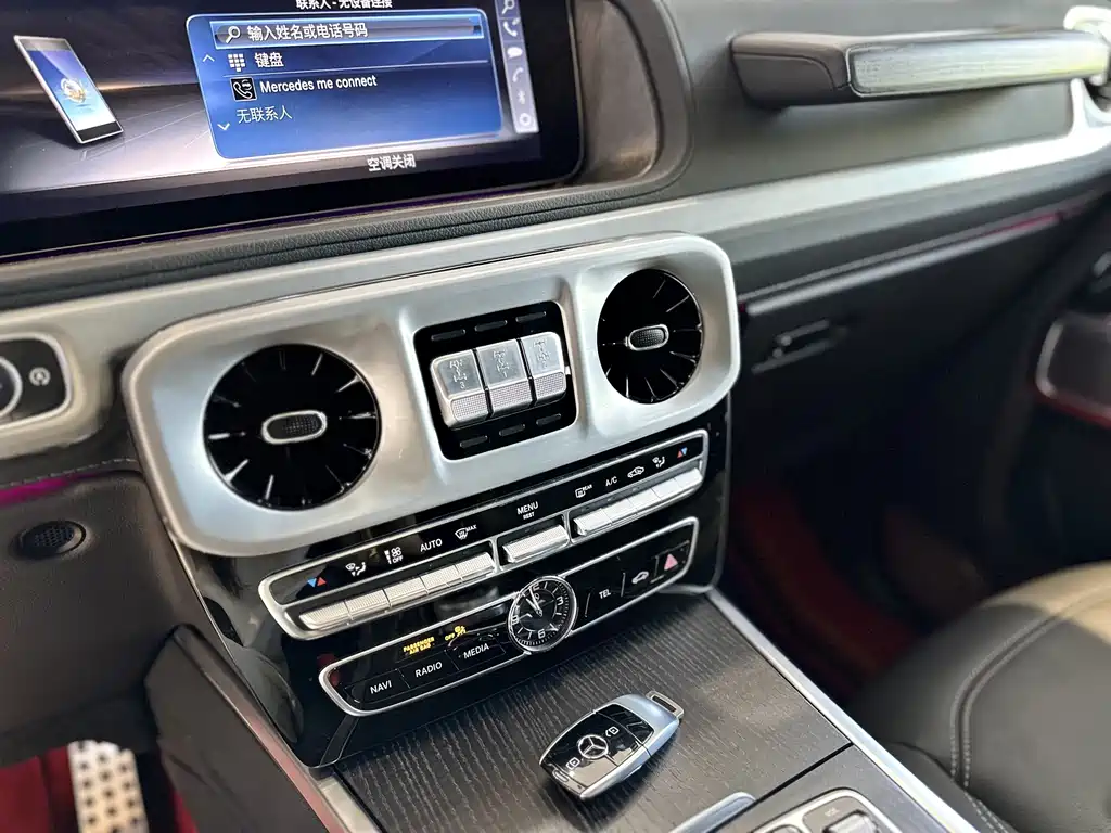 Mercedes-Benz G-Class — миниатюра 9