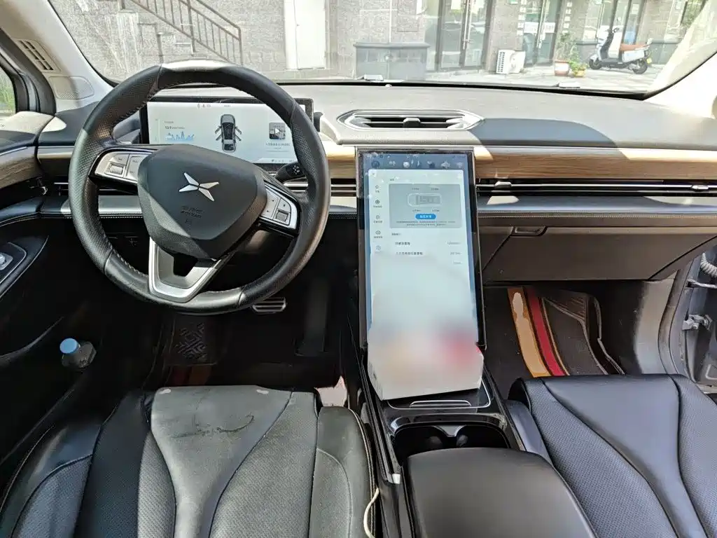 XPeng P5 — миниатюра 13