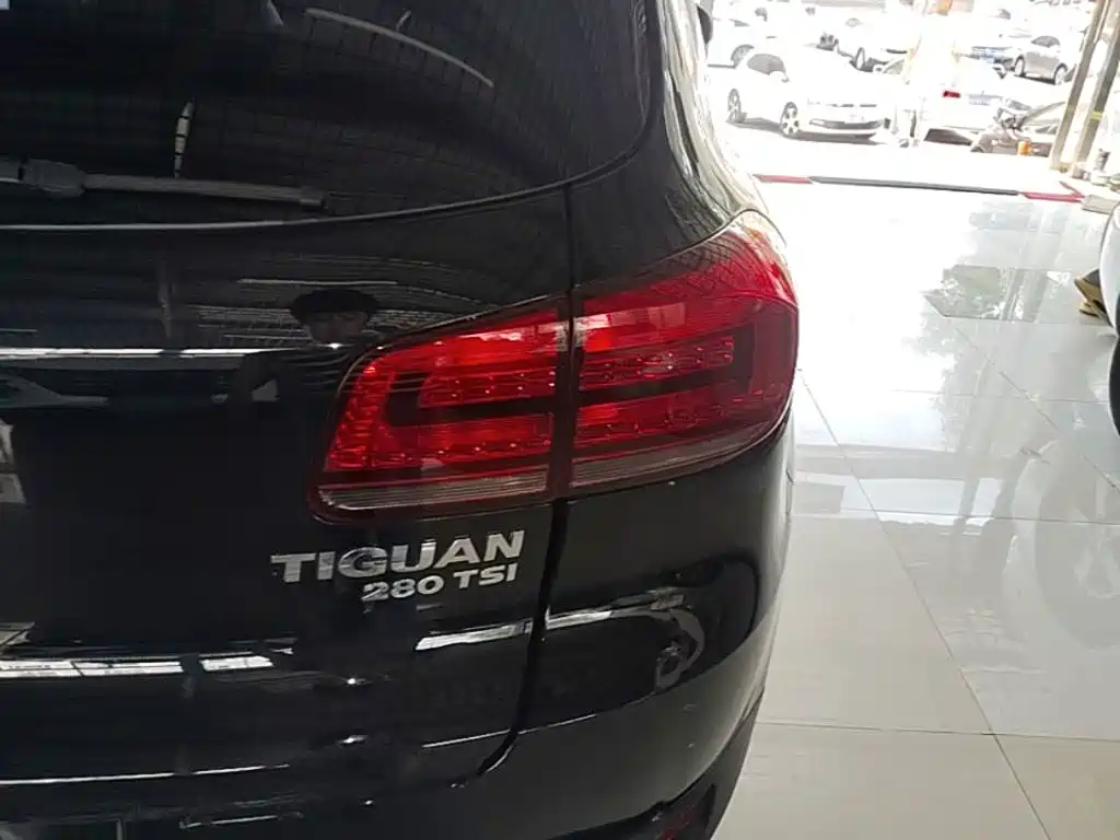 Volkswagen Tiguan — миниатюра 8